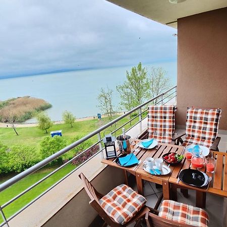 Vitorlas Panorama Wellness Apartman Club 218 Appartement Siófok Buitenkant foto